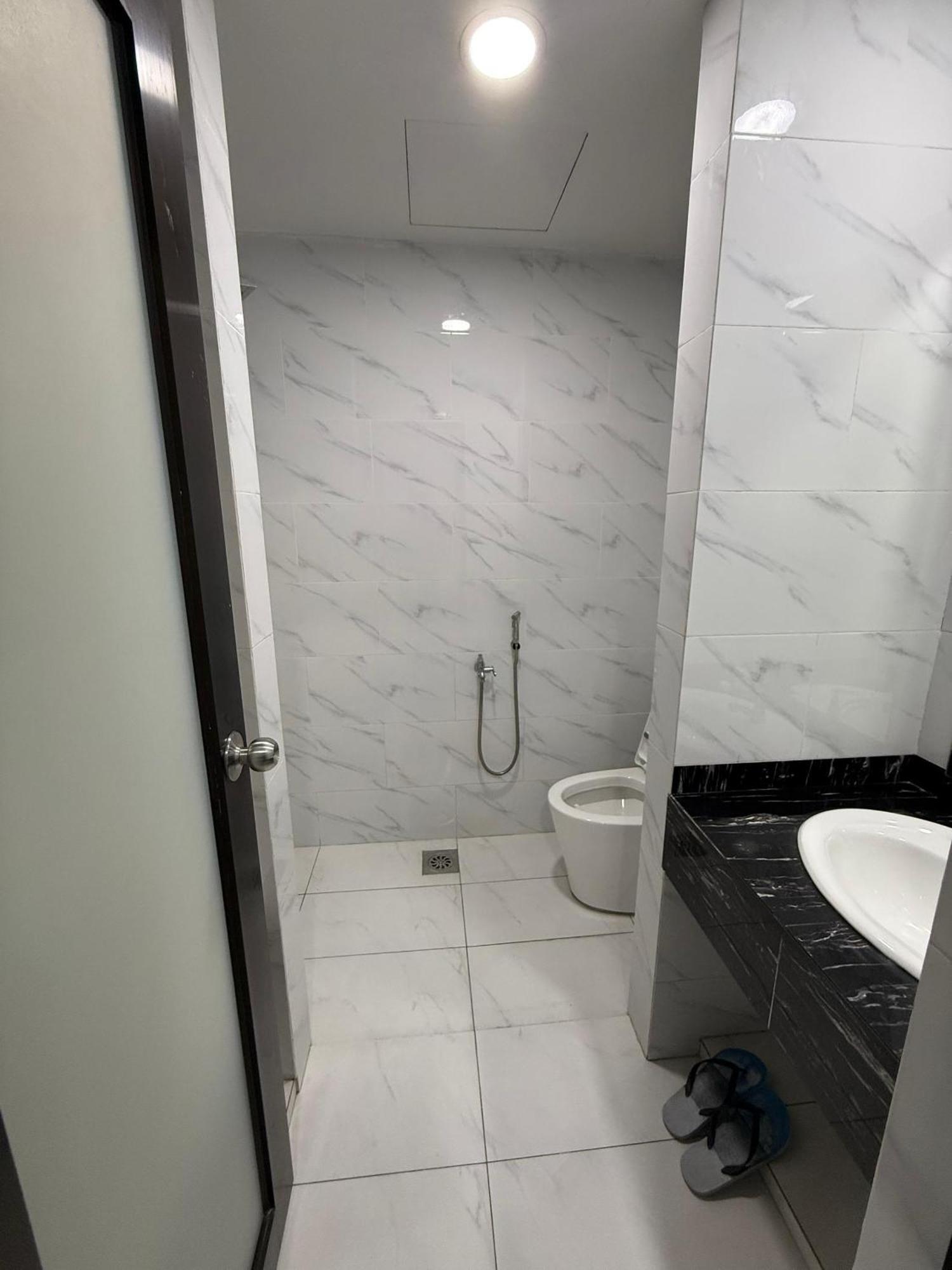 Prime Suite At Ampang - Individual Private Rooms Kuala Lumpur Zewnętrze zdjęcie